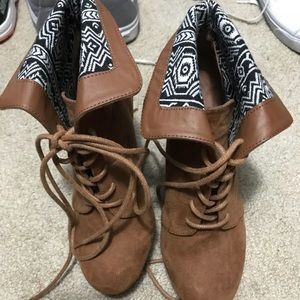 Tans Wedges